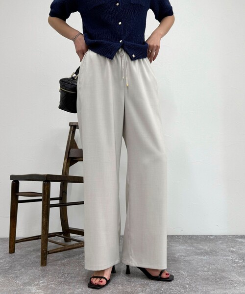 fredy emue（フレディエミュ）の「【低身長サイズ34有り】ドライポリイージーセミワイドパンツ（その他パンツ・レディース・アイボリー/ベージュ/ブラック・34/38/36）」の22枚目の写真
