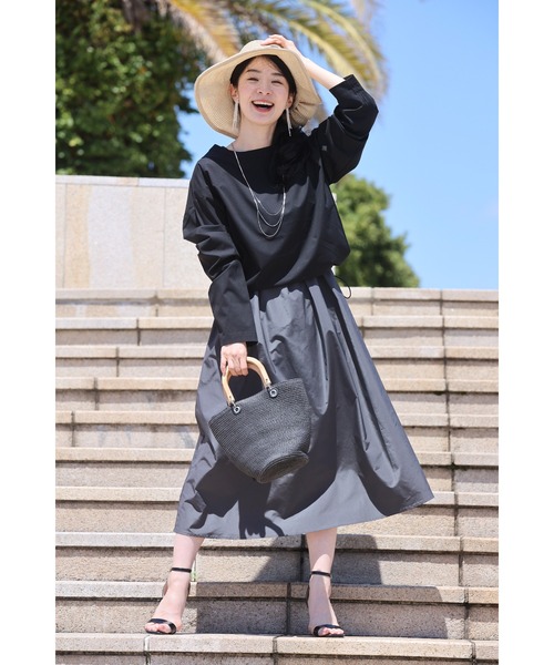 cawaii(カワイイ)の「汚れも水も弾く。太陽の下ハジける軽量ミディアムワンピース(ワンピース・レディース・チャコールグレー・FREE)」の11枚目の写真
