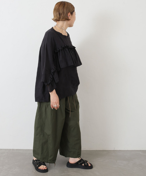 JOURNAL STANDARD LUXE(ジャーナルスタンダード ラックス)の「フレンチリネンキャンバス フリルプルブラウス(シャツ/ブラウス・レディース・ネイビー/ホワイト/ブラック・FREE)」の10枚目の写真