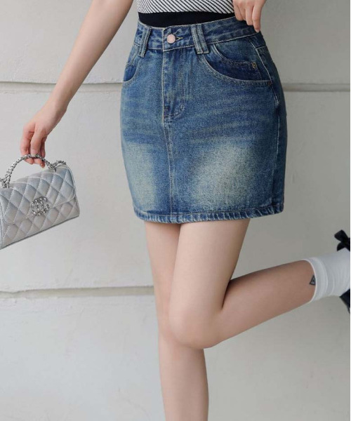 FINEnough（ファインナフ）の「デニムミニスカート/インパン付き（スカート・レディース・ブルー/インディゴブルー・M/S/L）」の12枚目の写真