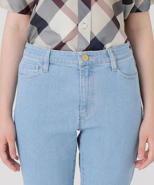 BLUE LABEL CRESTBRIDGE(ブルーレーベルクレストブリッジ)の「ストレッチデニムストレートパンツ(デニムパンツ・レディース・ブルー/ブルー系その他4・36/38/40/34)」の19枚目の写真