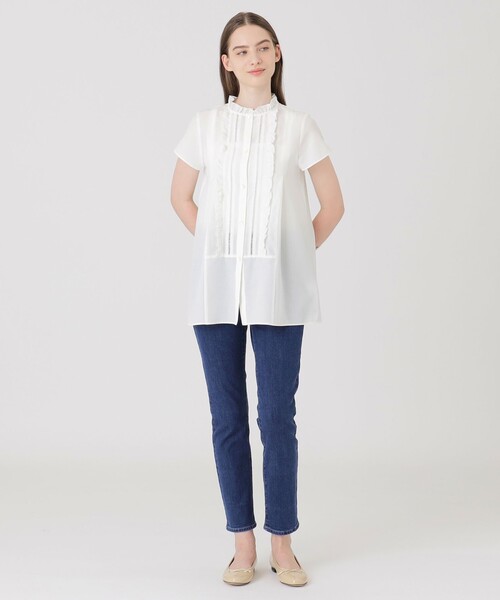 BLUE LABEL CRESTBRIDGE(ブルーレーベルクレストブリッジ)の「ストレッチデニムストレートパンツ(デニムパンツ・レディース・ブルー/ブルー系その他4・36/38/40/34)」の6枚目の写真
