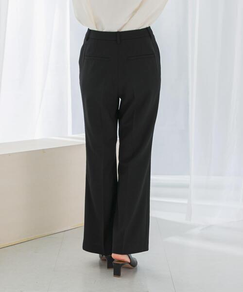 URBAN RESEARCH ROSSO WOMEN（アーバンリサーチ　ロッソ）の「イージーケアセミフレアパンツ（その他パンツ・レディース・ブラック/ブラウン系その他・34/36/38/40）」の3枚目の写真