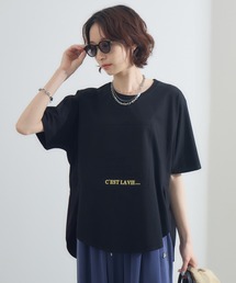 エンボスロゴTシャツ