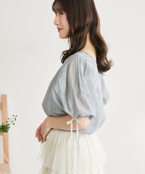 Auntie Rosa(アンティローザ)の「【 shochan direction item 】パフスリーブ2wayシアーブラウス(シャツ/ブラウス・レディース・ホワイト/グレー・FREE)」の21枚目の写真