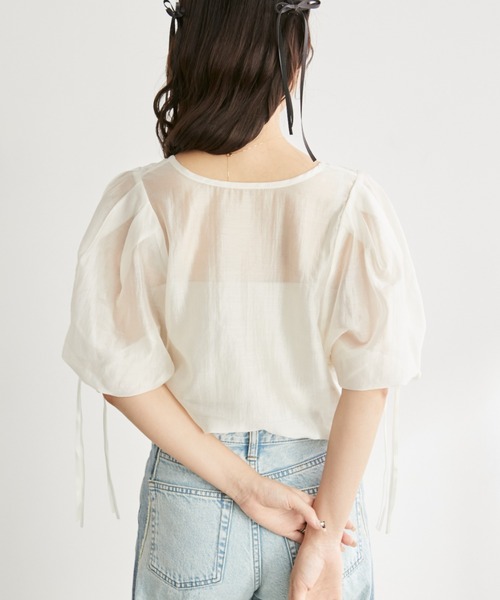 Auntie Rosa(アンティローザ)の「【 shochan direction item 】パフスリーブ2wayシアーブラウス(シャツ/ブラウス・レディース・ホワイト/グレー・FREE)」の7枚目の写真