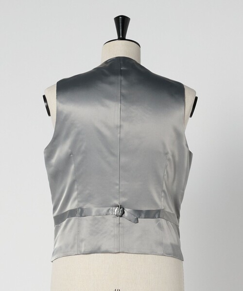 UNITED ARROWS（ユナイテッドアローズ）の「シングル 6ボタン フォーマル ベスト（スーツベスト・メンズ・ライトグレー・46/44/48/50）」の2枚目の写真