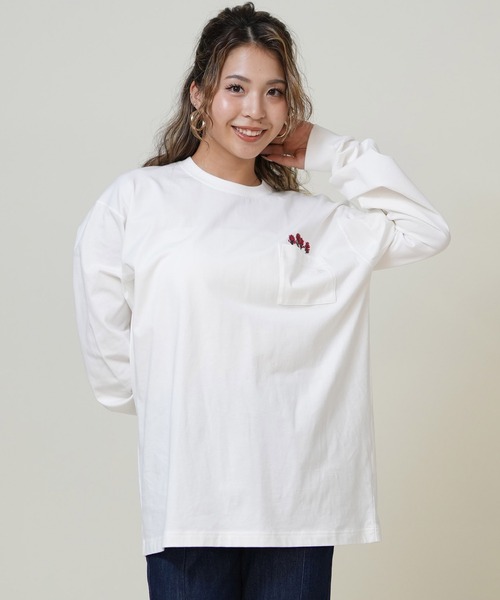 THE NORTH FACE(ザノースフェイス)の「THE NORTH FACE/ザ・ノース・フェイス ポケットロンT 花刺繍 ワンポイントロゴ NT82535(Tシャツ/カットソー・レディース・オリーブ/ブラック/オフホワイト・S/M)」の5枚目の写真