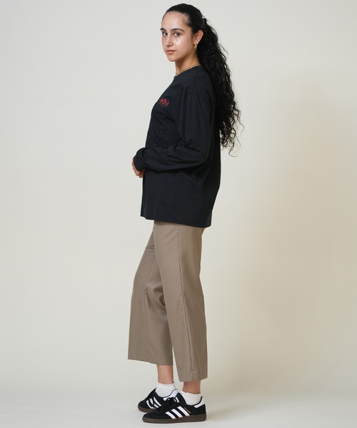 THE NORTH FACE(ザノースフェイス)の「THE NORTH FACE/ザ・ノース・フェイス ポケットロンT 花刺繍 ワンポイントロゴ NT82535(Tシャツ/カットソー・レディース・オリーブ/ブラック/オフホワイト・S/M)」の14枚目の写真