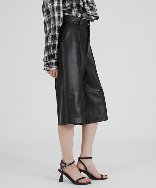 PRANK PROJECT（プランクプロジェクト）の「レザーハーフパンツ / Leather Half Pants（その他パンツ・レディース・ブラウン/ブラック・36/38）」の15枚目の写真