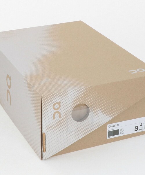 On（オン）の「＜On＞CLOUDTILT スニーカー（スニーカー・レディース・ホワイト/ブラック・24.5cm/25cm/23cm/23.5cm/24cm）」の14枚目の写真