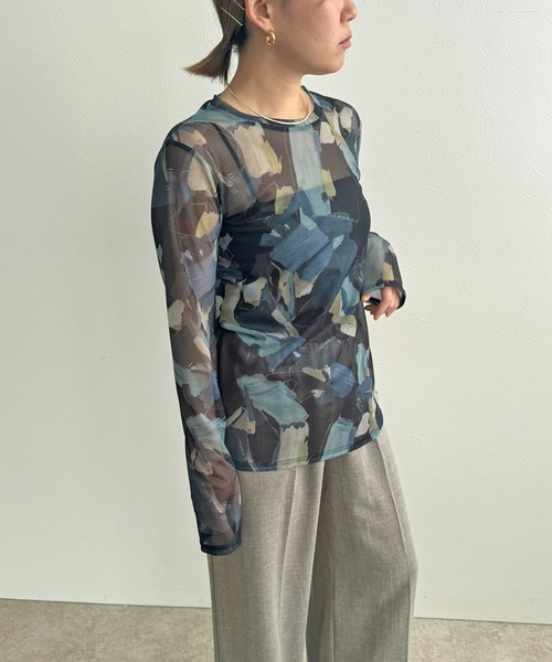 LHELBIE(レルビエ)の「ラフペイントシアートップス(Tシャツ/カットソー・レディース・イエロー/グレイッシュベージュ/ブラック・M)」の15枚目の写真