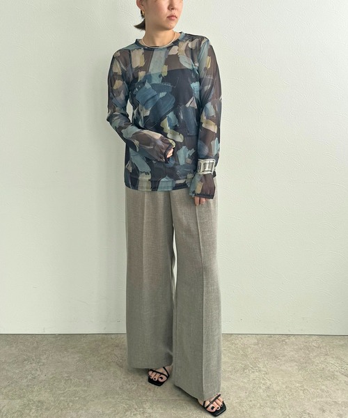 LHELBIE(レルビエ)の「ラフペイントシアートップス(Tシャツ/カットソー・レディース・イエロー/グレイッシュベージュ/ブラック・M)」の9枚目の写真