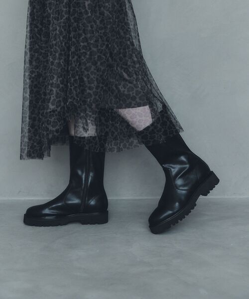 YECCA VECCA（イェッカヴェッカ）の「トラックソールブーツ（ブーツ・レディース・ブラウン/ブラック・22.5cm/23.5cm/24.5cm）」の18枚目の写真