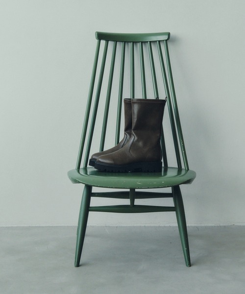 YECCA VECCA（イェッカヴェッカ）の「トラックソールブーツ（ブーツ・レディース・ブラウン/ブラック・22.5cm/23.5cm/24.5cm）」の8枚目の写真