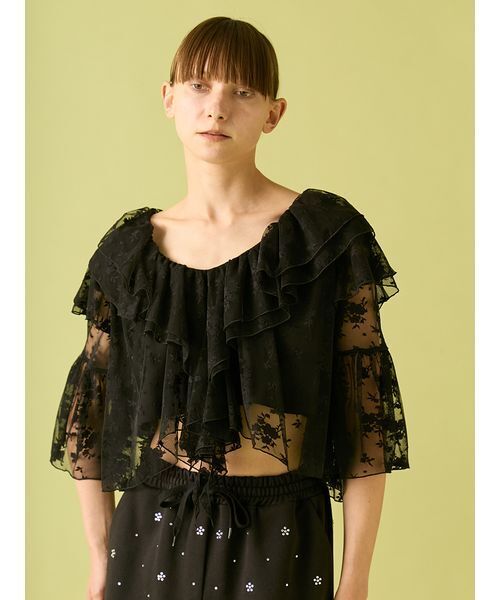 FURFUR(ファーファー)の「フラワーレースラッフルブラウス(シャツ/ブラウス・レディース・ホワイト/マルチ/ブラック・F)」の10枚目の写真