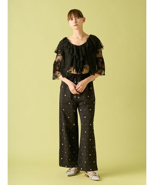 FURFUR(ファーファー)の「フラワーレースラッフルブラウス(シャツ/ブラウス・レディース・ホワイト/マルチ/ブラック・F)」の12枚目の写真