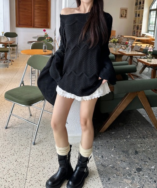Ada.(エイダ)の「透かし編み ボートネック オーバーサイズ チュニックニット(ニット/セーター・レディース・ブラック/アイボリー/ブラウン・FREE)」の22枚目の写真