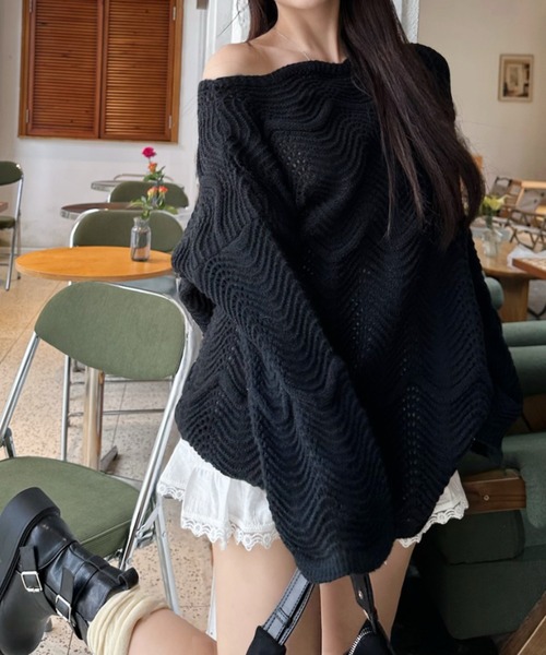 Ada.(エイダ)の「透かし編み ボートネック オーバーサイズ チュニックニット(ニット/セーター・レディース・ブラック/アイボリー/ブラウン・FREE)」の21枚目の写真