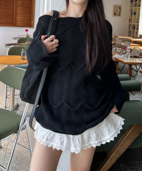 Ada.(エイダ)の「透かし編み ボートネック オーバーサイズ チュニックニット(ニット/セーター・レディース・ブラック/アイボリー/ブラウン・FREE)」の19枚目の写真