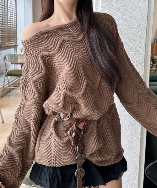 Ada.(エイダ)の「透かし編み ボートネック オーバーサイズ チュニックニット(ニット/セーター・レディース・ブラック/アイボリー/ブラウン・FREE)」の9枚目の写真