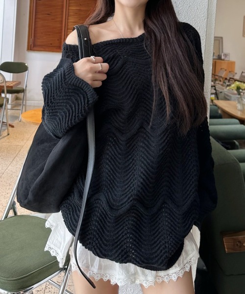 Ada.(エイダ)の「透かし編み ボートネック オーバーサイズ チュニックニット(ニット/セーター・レディース・ブラック/アイボリー/ブラウン・FREE)」の18枚目の写真