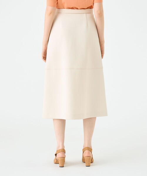 BALLSEY(ボールジィ)の「リップルダンボール トラペーズスカート(スカート・レディース・ライトベージュ/ネイビー・36/34)」の6枚目の写真