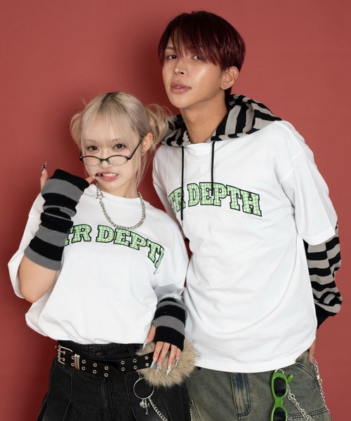 LTR DEPTH（レイターデプス）の「LTR DEPTH/チェックカレッジグラフィックT（Tシャツ/カットソー・メンズ・ホワイト/ネイビー・MEDIUM/LARGE）」の2枚目の写真