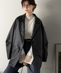 Classical Evon(クラシカルエヴォン)の【Classical Evon】羽織るだけで上品ハンサム。レザー風加工スエード袖タックテーラードジャケット(オーバーサイズ)(テーラードジャケット)