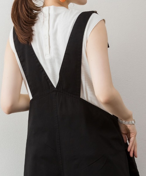 RCD(アールシーディー)の「アシメサスペンダーサロペットパンツ(サロペット/オーバーオール・レディース・カーキ/ブラック/ベージュ・4L~5L/LL~3L/M-L)」の7枚目の写真