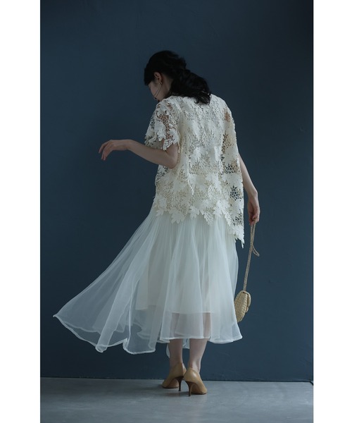 cawaii(カワイイ)の「優雅に舞う立体チュールスカート(スカート・レディース・ブラック/アイボリー・FREE)」の6枚目の写真