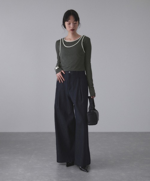 ADAM ET ROPE'(アダムエロペ)の「【サステナブル】タンクレイヤードトップス(Tシャツ/カットソー・レディース・チャコールグレー/オフホワイト・FREE)」の7枚目の写真