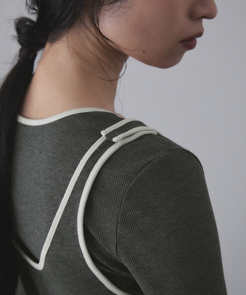 ADAM ET ROPE'(アダムエロペ)の「【サステナブル】タンクレイヤードトップス(Tシャツ/カットソー・レディース・チャコールグレー/オフホワイト・FREE)」の10枚目の写真