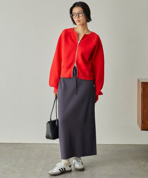 【新品】おまとめ3点 モニーレ ニットベスト ロングスカート ELCORPピアス 新品】おまとめ3点 モニーレ ニットベスト ロングスカート