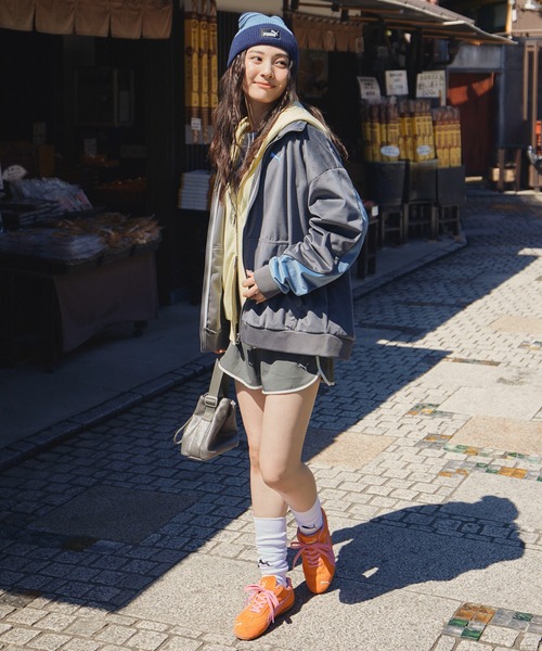 PUMA（プーマ）の「PUMA プーマ ウィメンズ デア トゥ スリム クロップドトラック ジャケット（ジャージ・レディース・ブラック/イエロー・SMALL/MEDIUM/LARGE/X-LARGE）」の3枚目の写真