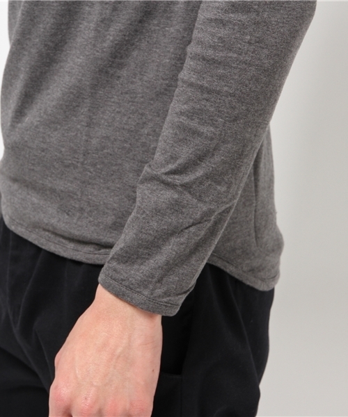 BHY-biography（ビーエイチワイバイオグラフィー）の「50/2 SU-PIMA HENLEY（Tシャツ/カットソー・メンズ・チャコールグレー・48/44）」の2枚目の写真