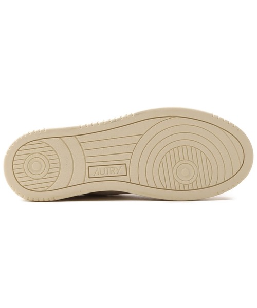 AUTRY（オートリー）の「AUTRY MEDALIST LOW WOMAN / オートリー メダリスト LOW（スニーカー・レディース・ライトベージュ・25.0cm/24.0cm/24.5cm/23.5cm/22.5cm）」の6枚目の写真