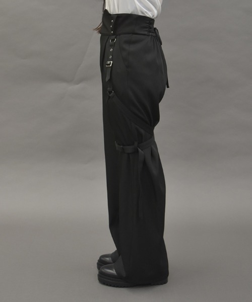 NIBBLE POISON（ニブルポイズン）の「ハーネス付ロングパンツ（その他パンツ・レディース・チャコール/ブラック・MEDIUM）」の4枚目の写真
