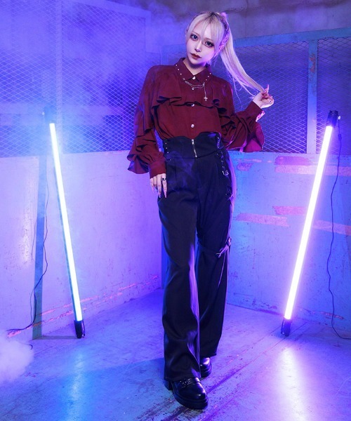 NIBBLE POISON（ニブルポイズン）の「ハーネス付ロングパンツ（その他パンツ・レディース・チャコール/ブラック・MEDIUM）」の7枚目の写真