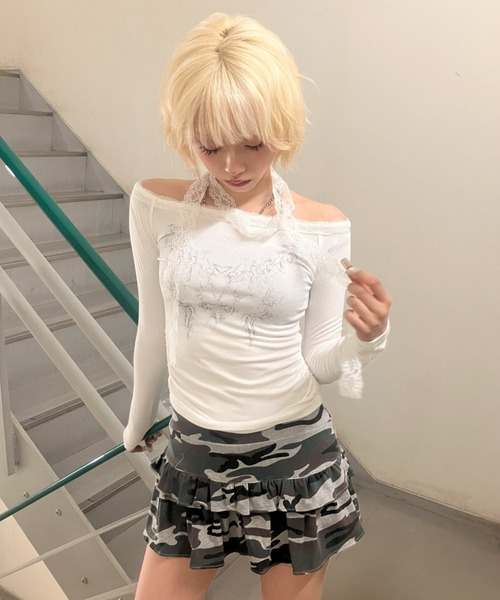 .KOM(ドットコム)の「A'GEM/9 × .kom 『.KOM/ドットケーオーエム』レースリボン オフショルダートップス(その他トップス・レディース・ホワイト/ブラック・FREE)」の15枚目の写真