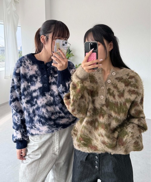 sedacle(セダクル)の「カモフラヘンリーネックニット(ニット/セーター・メンズ・ネイビー/ベージュ/グレー・LARGE/MEDIUM/SMALL)」の4枚目の写真