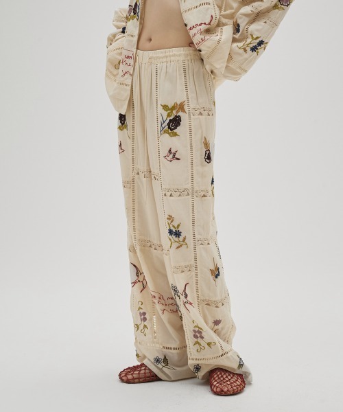 Embroidery Patchwork Trousers（その他パンツ）｜TODAYFUL