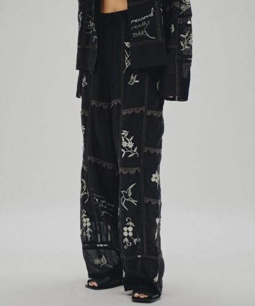 Embroidery Patchwork Trousers（その他パンツ）｜TODAYFUL