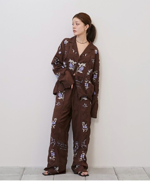 パンツ Embroidery Patchwork Trousers TODAYFUL（トゥデイフル）の「Embroidery Patchwork Trousers
