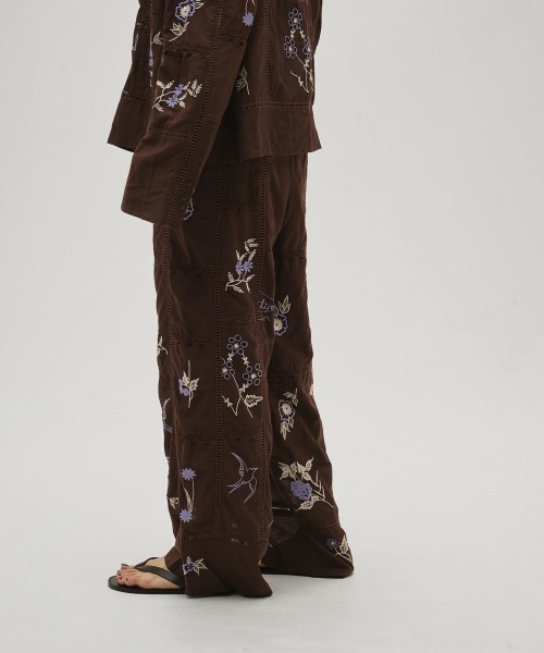 Embroidery Patchwork Trousers（その他パンツ）｜TODAYFUL