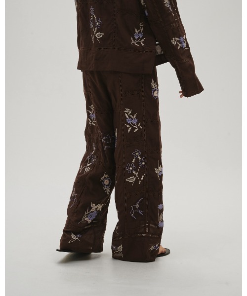 TODAYFUL（トゥデイフル）の「Embroidery Patchwork Trousers（その他パンツ・レディース・キナリ/バーガンディー/ブラック・36inch/38inch）」の15枚目の写真