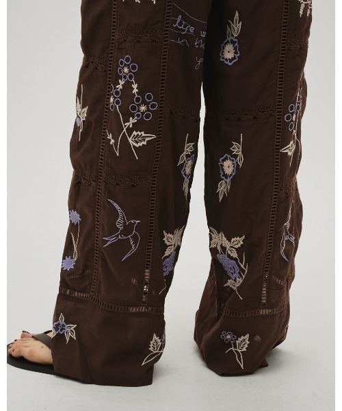 パンツ todayful Embroidery Patchwork TrousersM TODAYFUL（トゥデイフル）の「Embroidery Patchwork Trousers