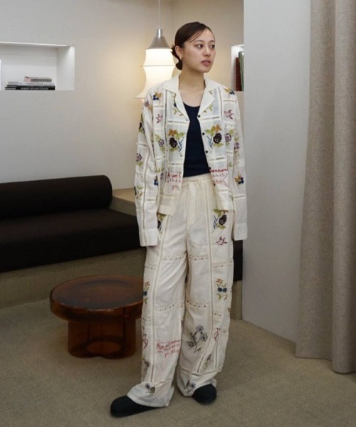 Embroidery Patchwork Trousers（その他パンツ）｜TODAYFUL（トゥデイ