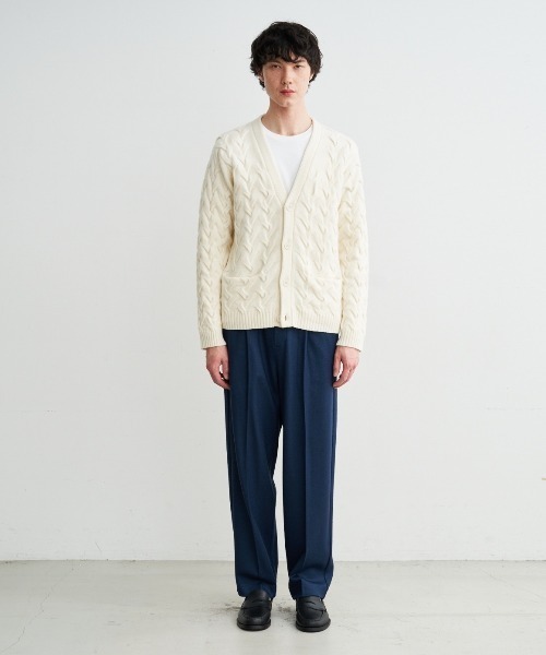 three dots(スリードッツ)の「タスマニア ケーブルカーディガン(カーディガン/ボレロ・メンズ・キャメル/オフホワイト・MEDIUM/SMALL/LARGE)」の4枚目の写真
