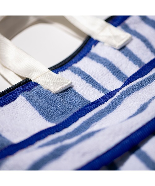 PUEBCO（プエブコ）の「STRIPED TOWEL HELMET BAG（ショルダーバッグ・メンズ・その他・ONE SIZE）」の3枚目の写真